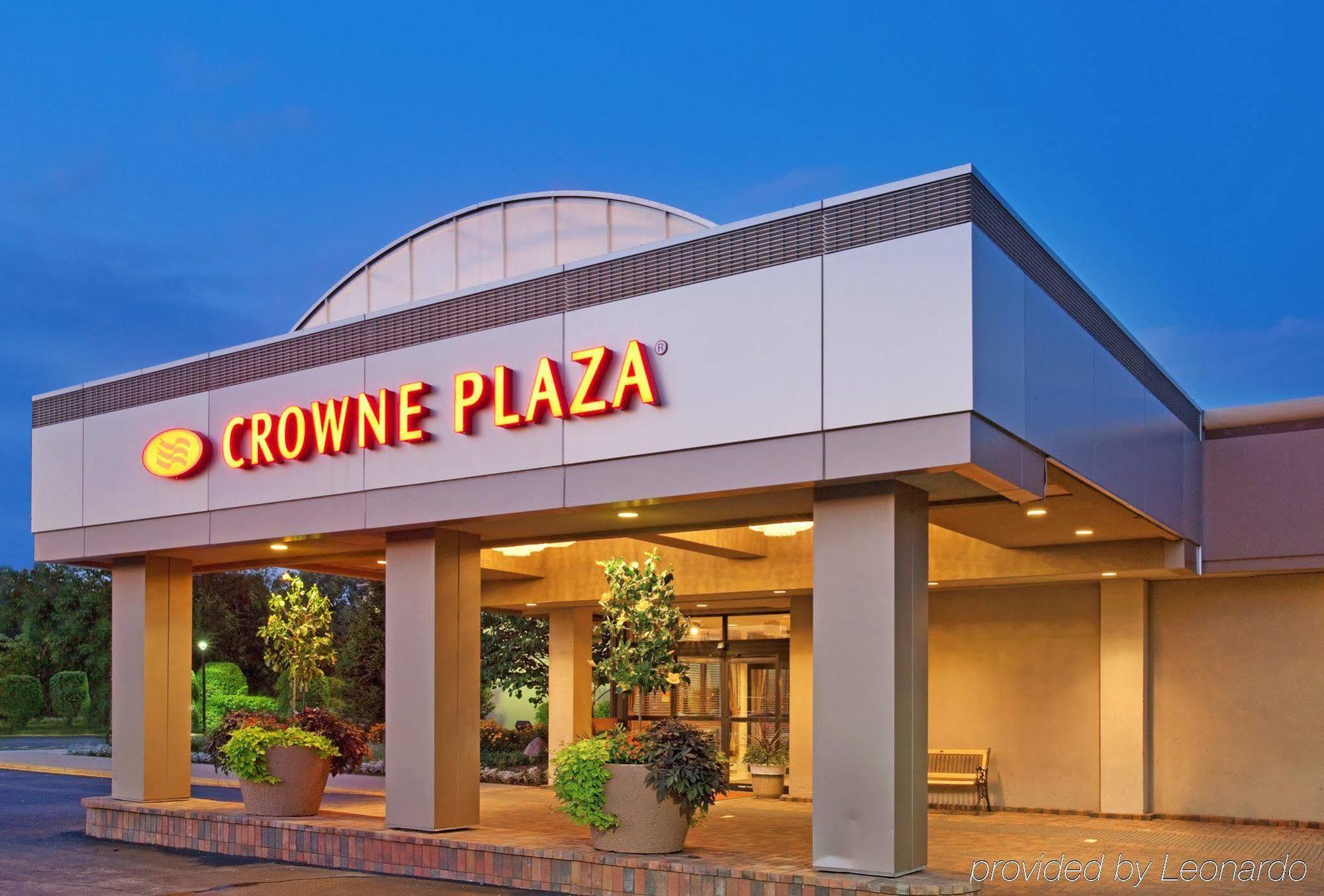 Crowne Plaza Chicago-Northbrook By Ihg Hotel Exterior photo